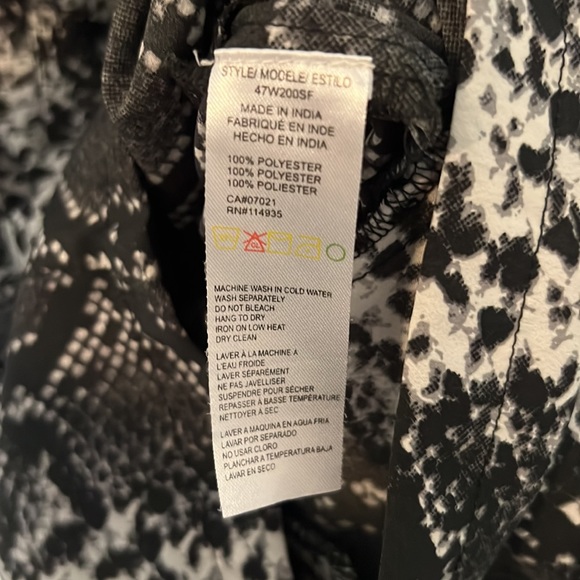 RD Style Snakeskin Romper - Picture 7 of 7